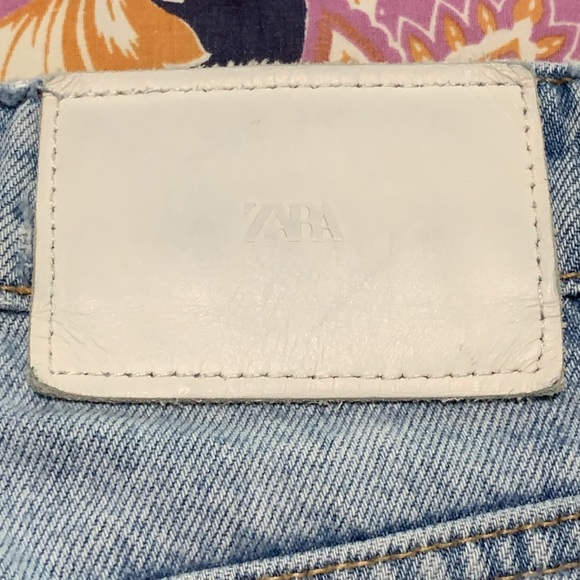 ZARA Light Blue Straight Jeans - Picture 6 of 6